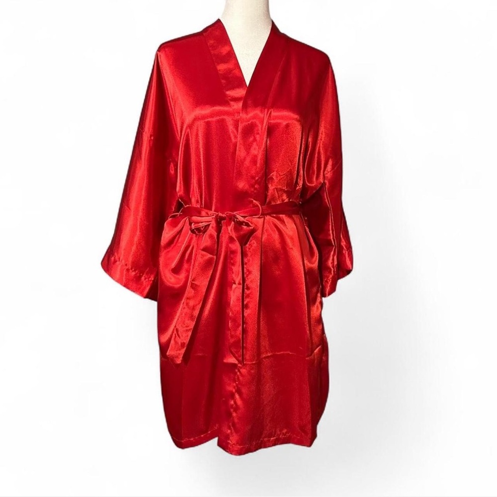 Vintage Mystique One Size Red Satin Robe